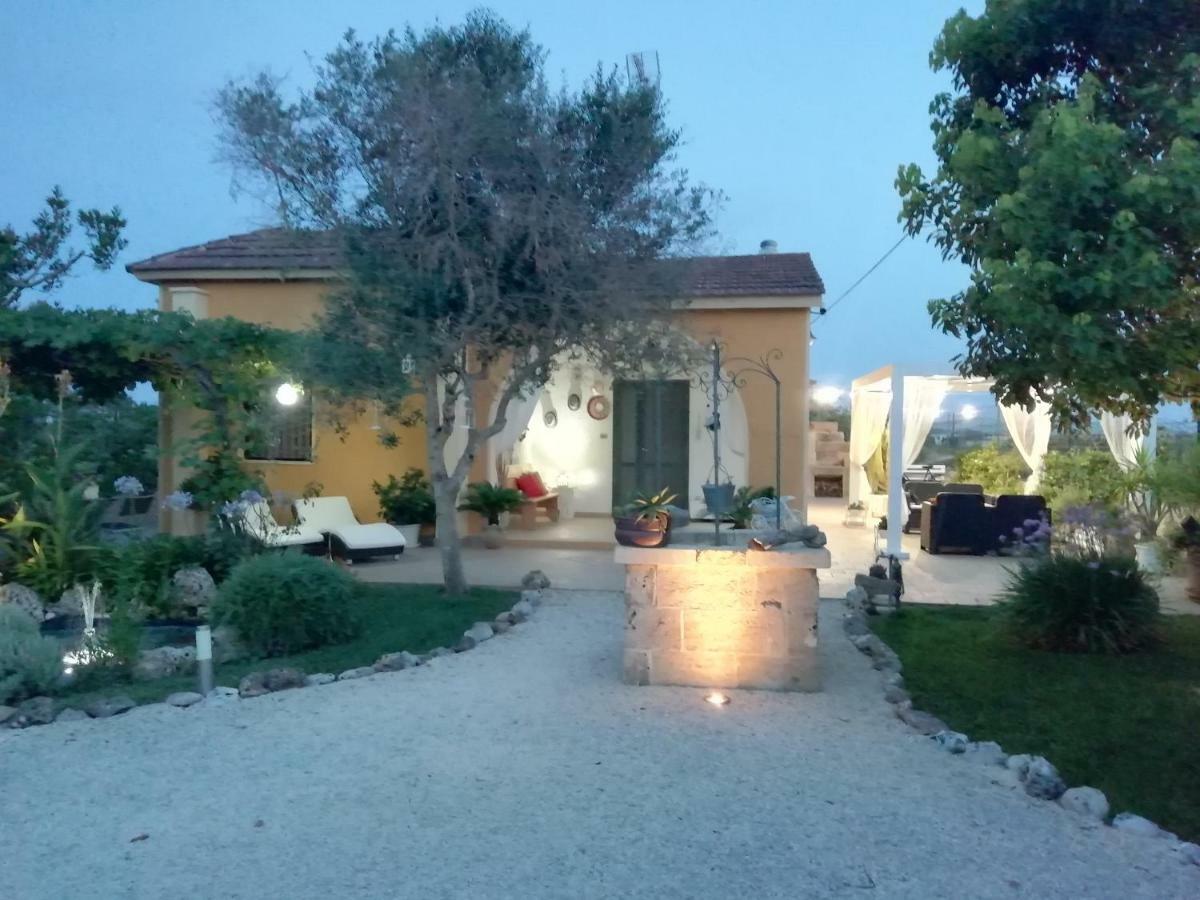 Villetta Dote Casarano Luaran gambar